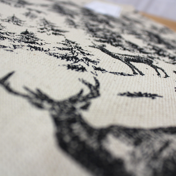 H&M Home Printed Pillow Cover 20x20 Winter Cabin Toile Deer Mountain Ski Snow - Picture 10 of 12